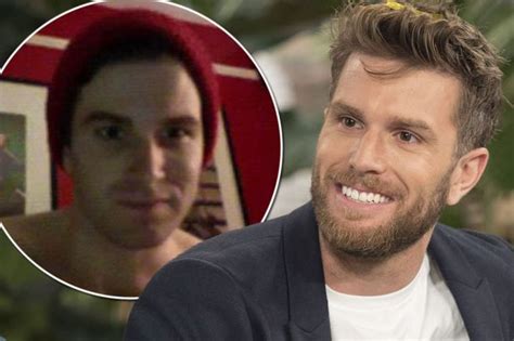 i m a celebrity runner up joel dommett addresses his sex tape with a