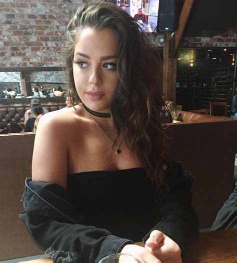 Tessa Brooks Sexy Pictures 22 Pics Yes Porn Pic