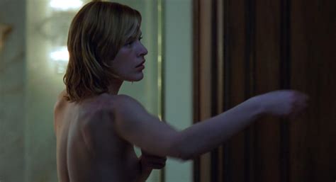 Nude Video Celebs Milla Jovovich Nude Resident Evil 2002