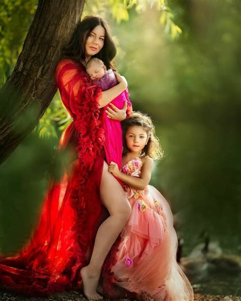 20 Photos That Captured The Magical Bond Between Mothers And Their