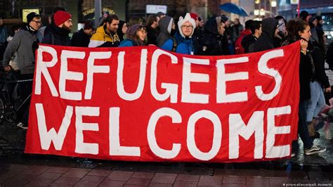 Refugees Welcome Is Germanys Anglicism Of The Year – Dw – 01 26 2016