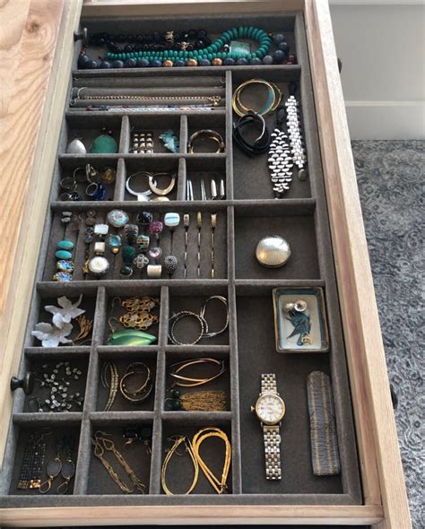 alyssa   order jewelry drawer closet decor