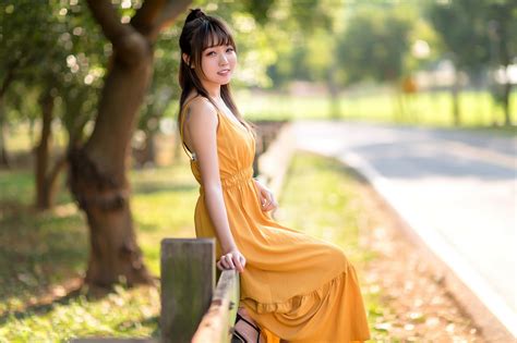 1920x1080 Girl Brunette Smile Asian Woman White Dress Model
