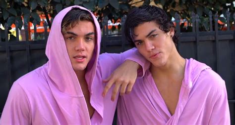Ethan And Grayson Dolan Dolan Twins Imagines Dolan Twins Twins