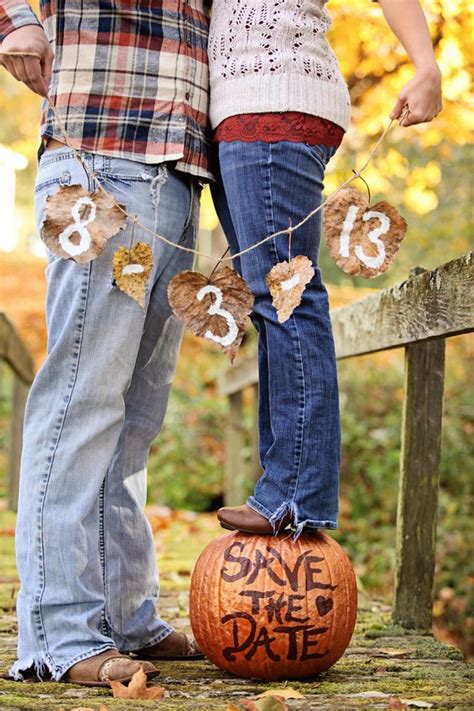 50 Fall Save The Date And Engagement Photo Ideas Hi Miss Puff
