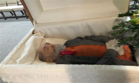 Leaked Photos From Charles Manson S Open Casket Funeral