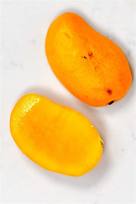 cut  mango  simple methods alphafoodie