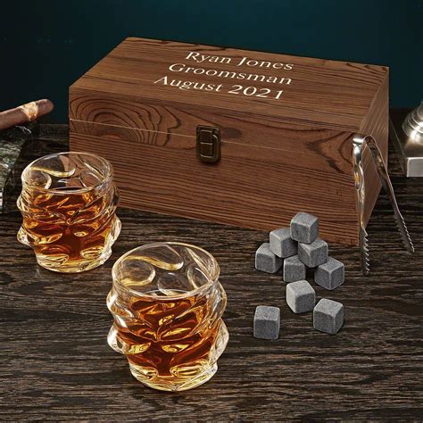 Oakhill Personalized Whiskey Box Set With Sculpted Glasses