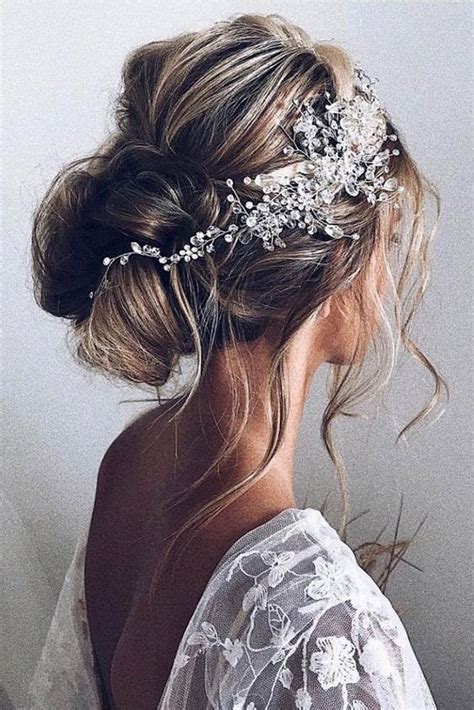 Stunning Bridal Hairstyles To Try In 2019