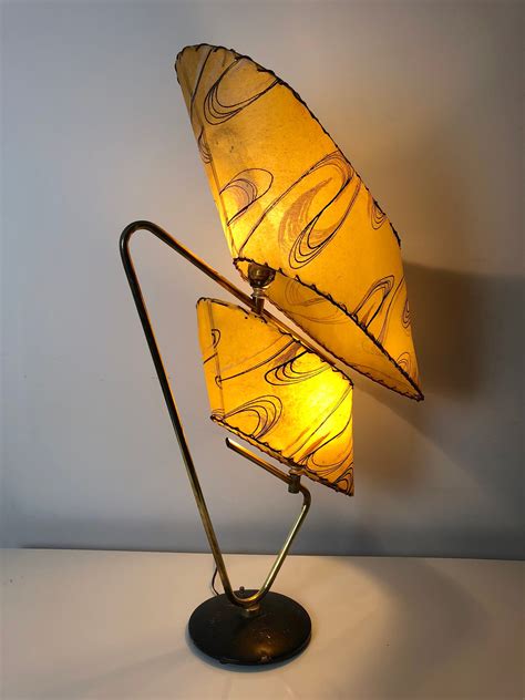vintage atomic table lamp attributed  majestic