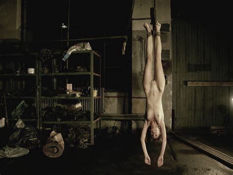 upsidedown suspended naked slut 14825