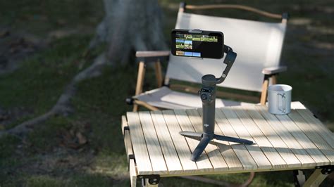 dji osmo mobile  packs iphone exclusive features