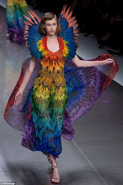 La Dame Bleue Mcqueen Alexander Mcqueen Savage Beauty Bird Fashion
