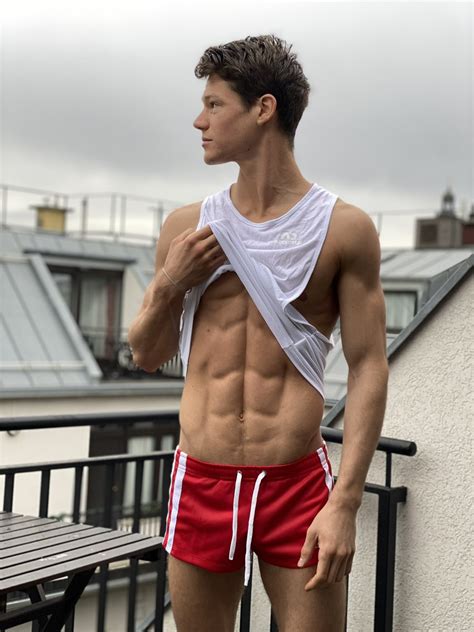 muscleloverbear on twitter my friend the sun rises on your balcony