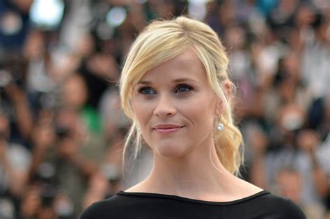reese witherspoon wallpapers images photos pictures backgrounds