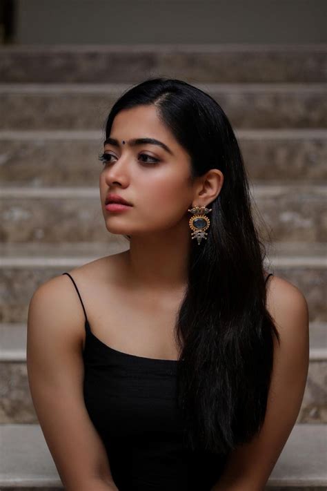 rashmika mandanna latest hd photos tfpc