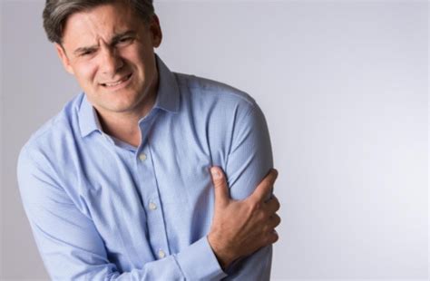 arm pain occur   heart attack kauvery hospital