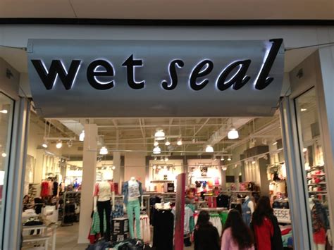 wet seal closed women s clothing 2093 newpark mall newark ca