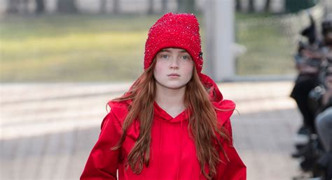sadie sink from stranger things is now a runway model fashionista