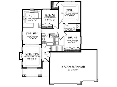 floor plan   house shows  living areas  kitchen area