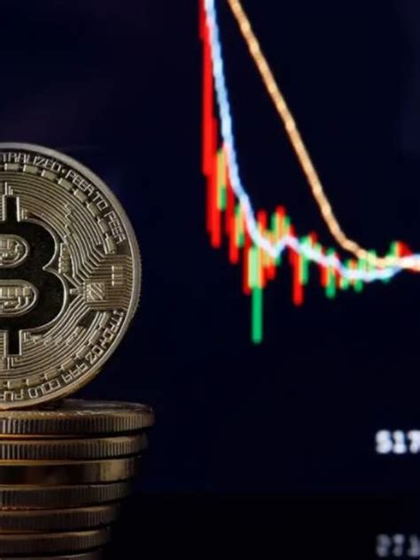 Analyst Predicts Bitcoin Price To Break 30k Next Month