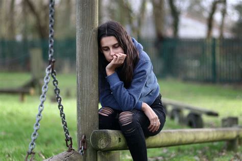 teenagers  dislike  appearance  suffer depression