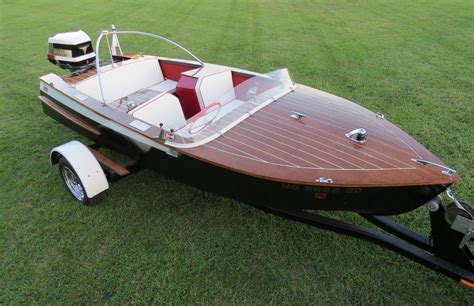 luger wood speed boat restoredcustom   sale   boats