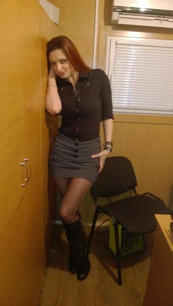 Vkdamochki Slim Office Redhead Girl In Her Everyday Outfit