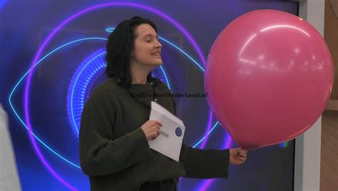 naomi krijgt een opdracht met een helium ballon om boodschappengeld mee te verdienen big