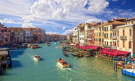 grand canal boat  day excursion  venice