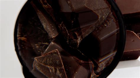 avoid dark chocolate     heavy metal risks