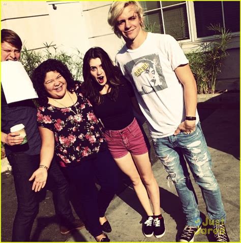 Ross Lynch And Laura Marano Start Austin And Ally Season Four Filming