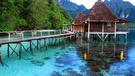 Maluku Islands Indonesia Travel Guide Planet Of Hotels