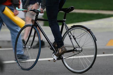 single speed commuter bikes weighing  pros  cons