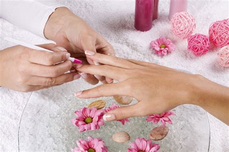 spas manicures pedicures  sevierville tennessee