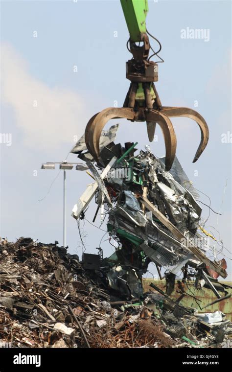 crane  grab claw  scrap metal recycling yard hamburg stock photo alamy
