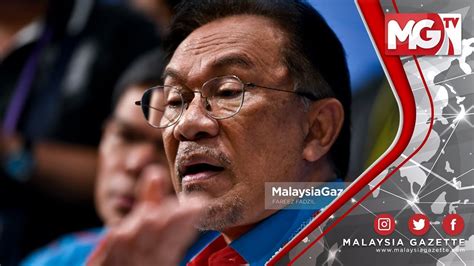 Terkini Pecat Azmin Ali Anwar Ibrahim