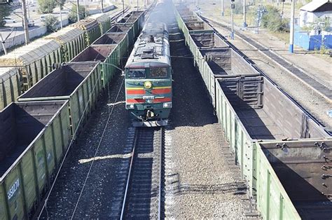 russian woman beheaded by train while having sex near railway track daily mail online