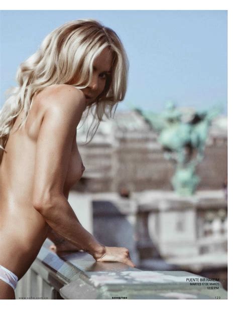 Fantastic Natalia Paris Nude And Sexy 22 Photos The
