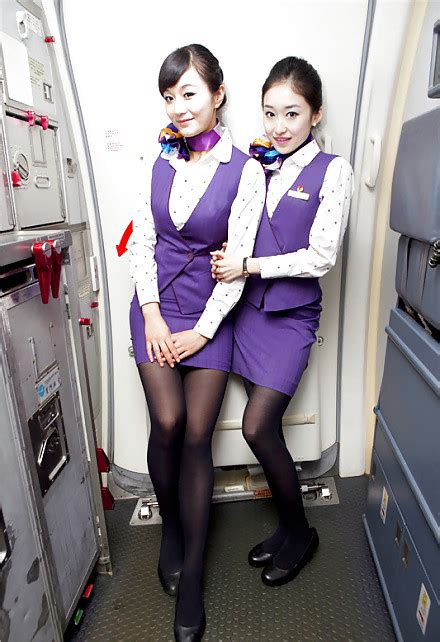 real asian air flight attendants stewardesses 15 bilder