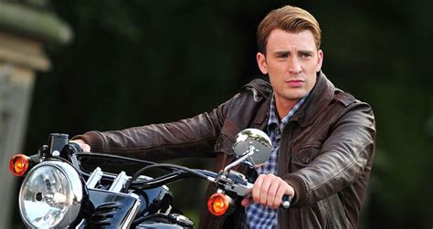 chris evans just revealed his favorite disney princesses and we approve hellogiggles