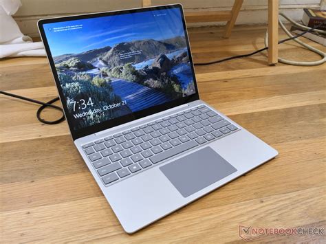 wasted    surface laptop    wouldnt   notebookchecknet news