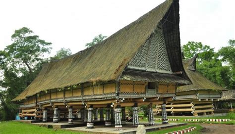 sejarah budaya struktur konstruksi rumah tradisional suku batak toba