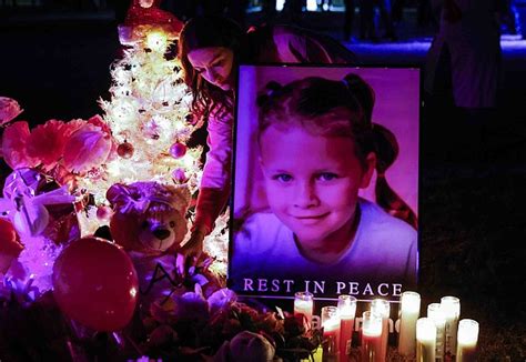 man accused in slaying of texas 7 year old athena strand faces