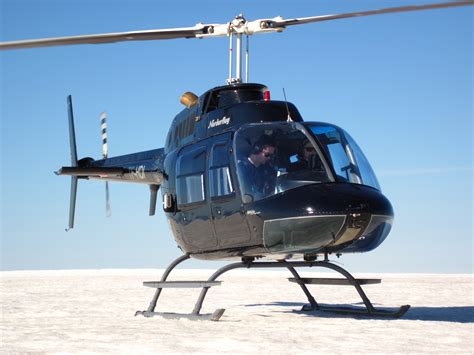 helikopter rundflug mit gletscherlandung guide  iceland