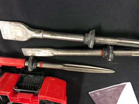 hilti te  avr hammer drill  case  auctions
