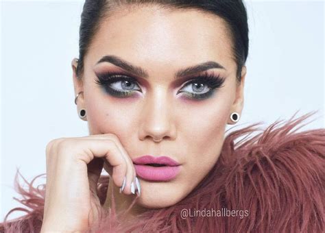 Linda Hallberg Lindahallbergs • Fotos E Vídeos Do Instagram Makeup