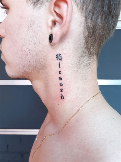 inspiracoes de tatuagem masculina   pescoco em  tatuagem  pescoco masculino