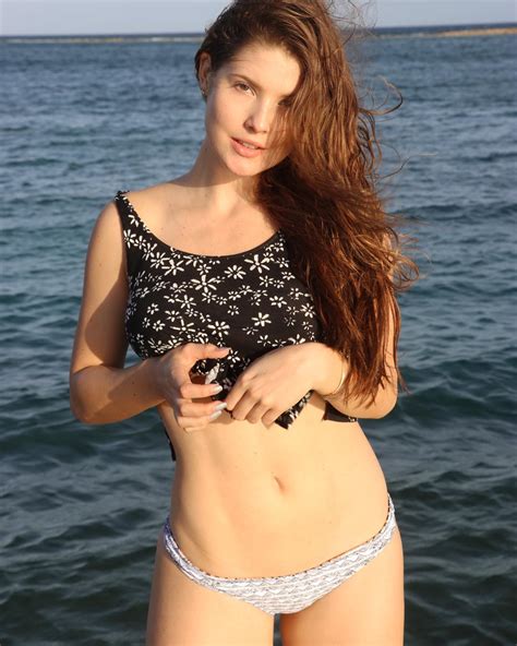 amanda cerney sexy pictures 52 pics 2 s sexy youtubers