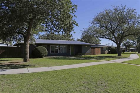 boston creek apartments  lubbock texas